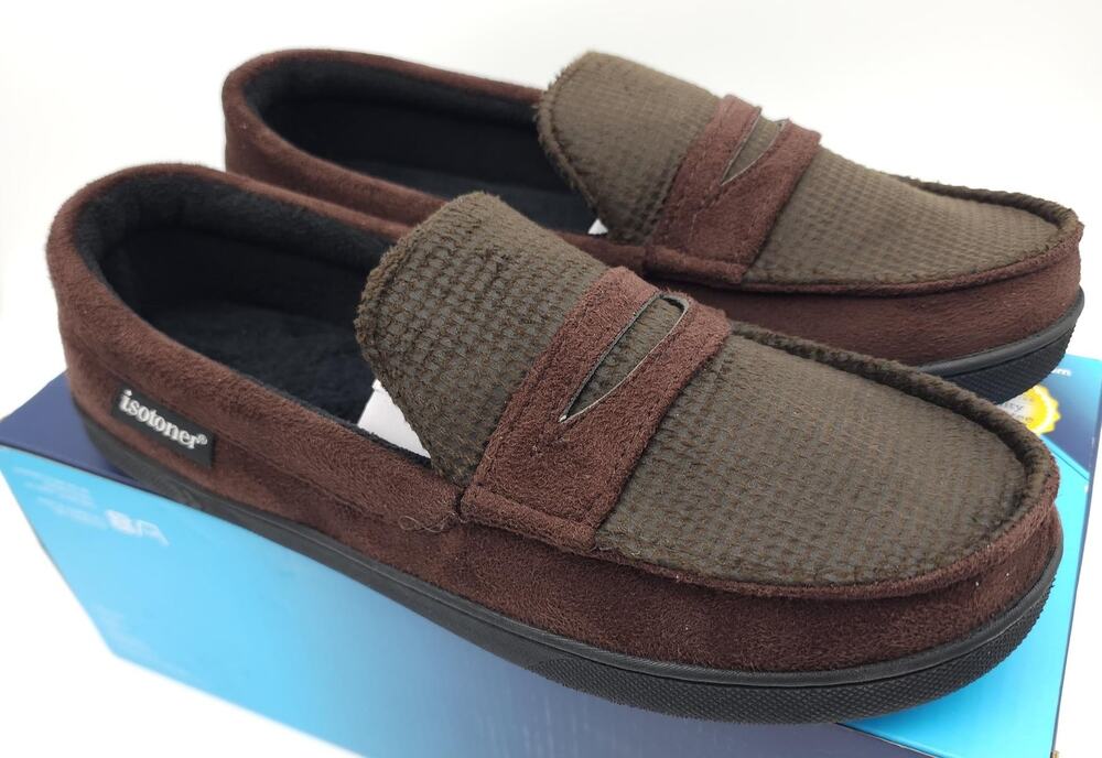 Isotoner Mens Moccasin Slippers Sz Medium 8-9 Brown Faux Suede Memory Foam NEW